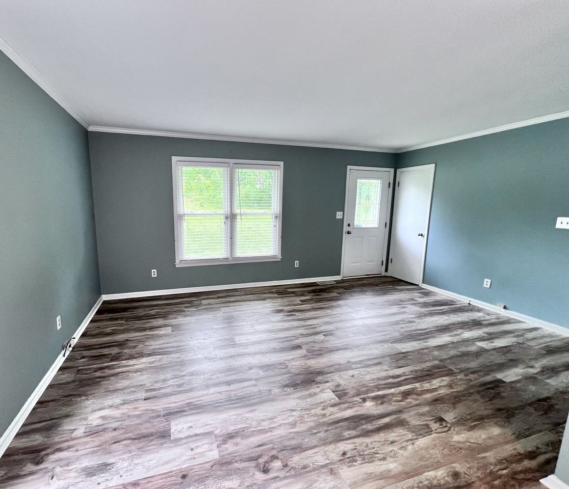 420 Tot St - Photo 3 of 12