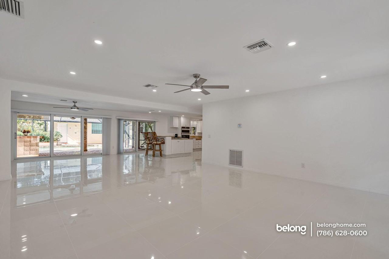 6235 4th St #6235 - Photo 5 of 42