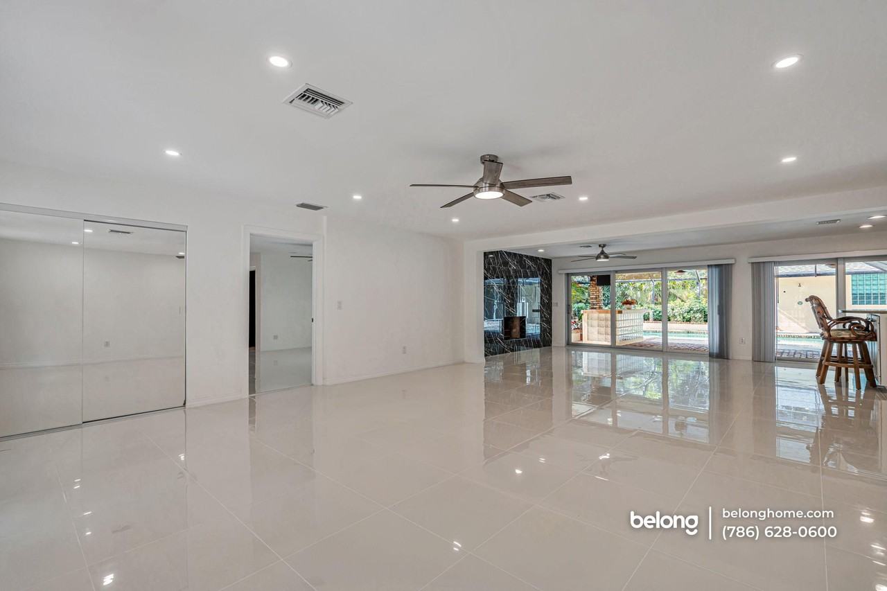 6235 4th St #6235 - Photo 6 of 42