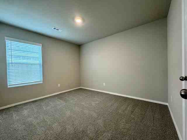 2440 N Raven Ln - Photo 2 of 19