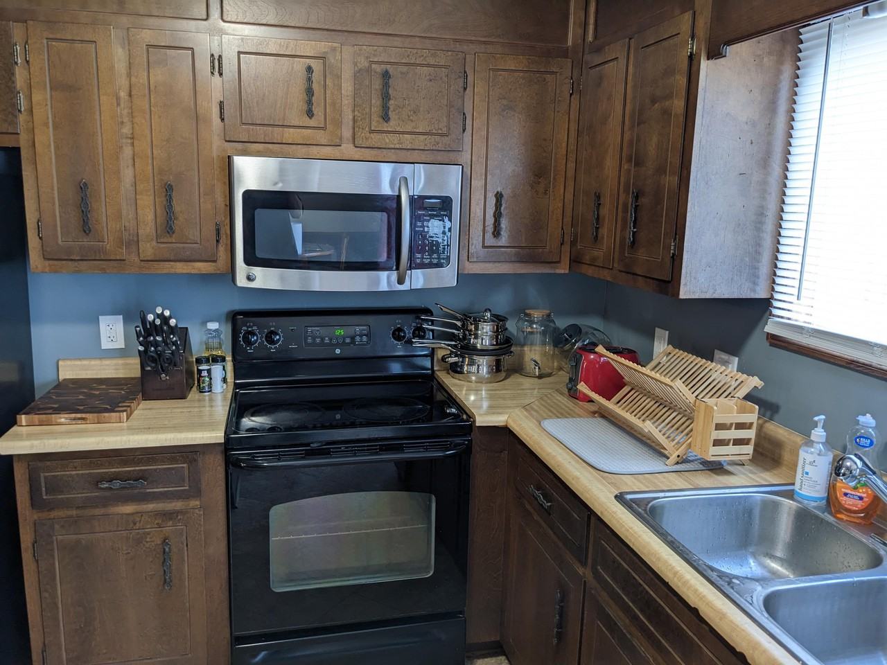 9001 Mahogany Row Se #B - Photo 3 of 25