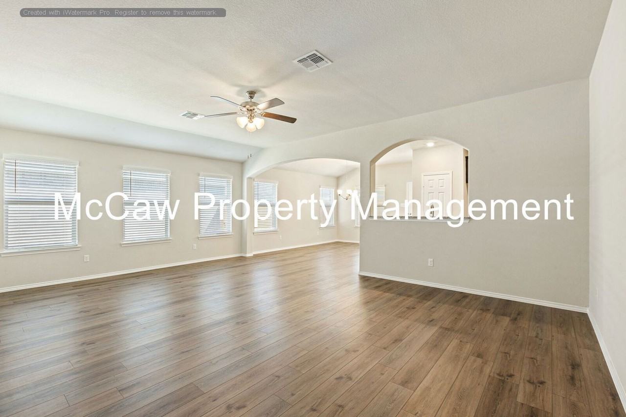 3000 Risinger Rd - Photo 4 of 25