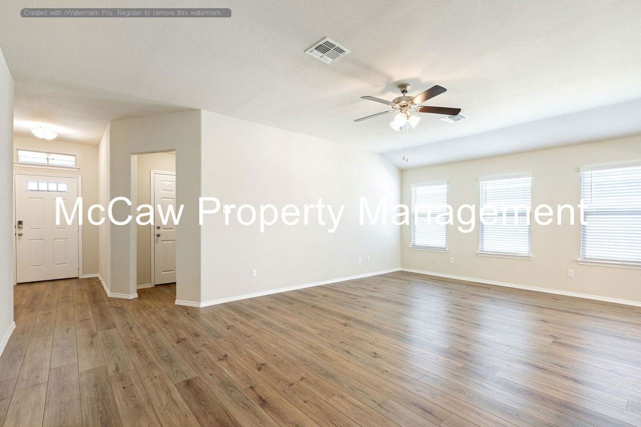 3000 Risinger Rd - Photo 6 of 25