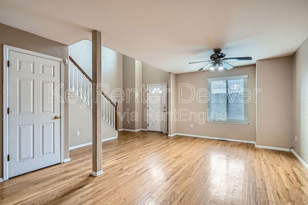 2256 S Dexter St - Photo 2 of 22