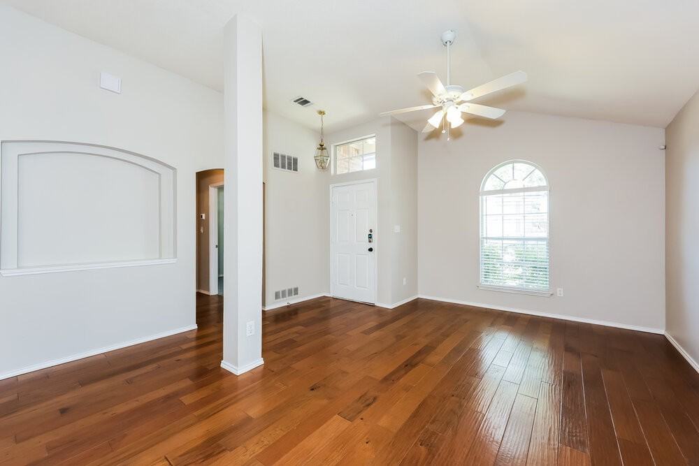 2268 Bresee Dr - Photo 3 of 16