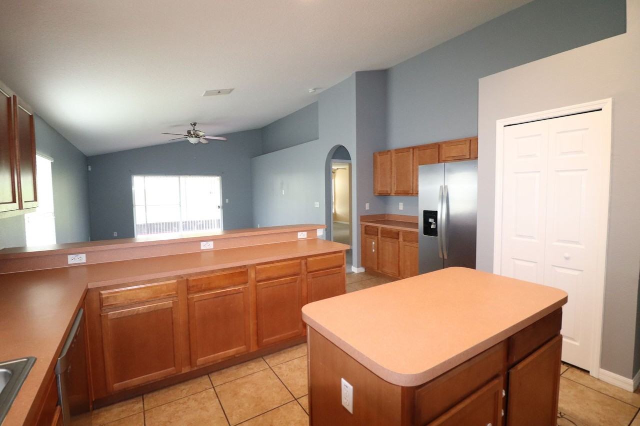 324 Red Kite Dr - Photo 3 of 23