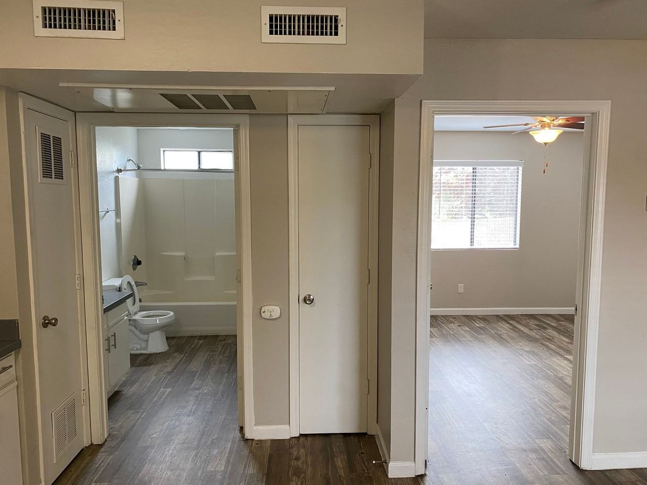 Stetson Condominiums - Photo 3 of 9