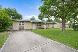 featured image of 1019 Bradford Cir