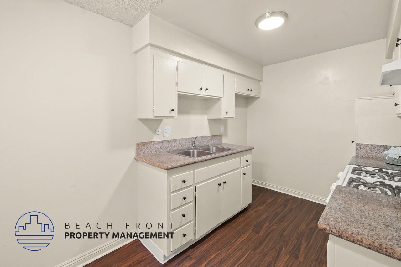 8439 Adams St. - Photo 4 of 25