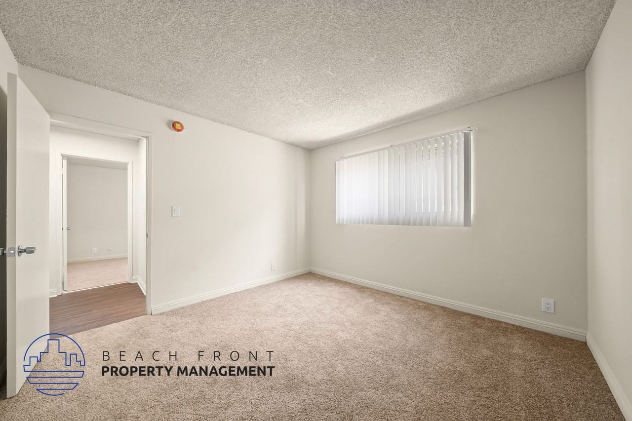 8439 Adams St. - Photo 6 of 25