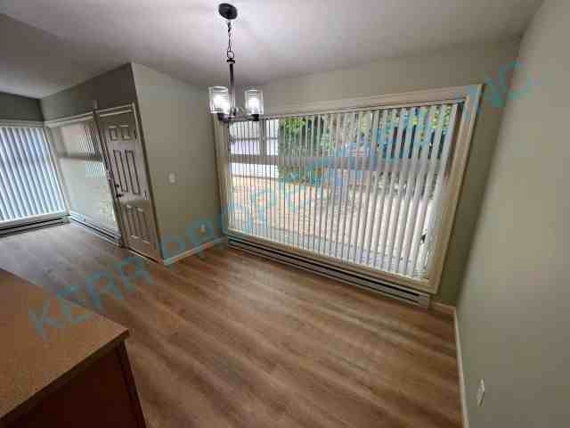 3824 Se 51st Ave - Photo 6 of 17