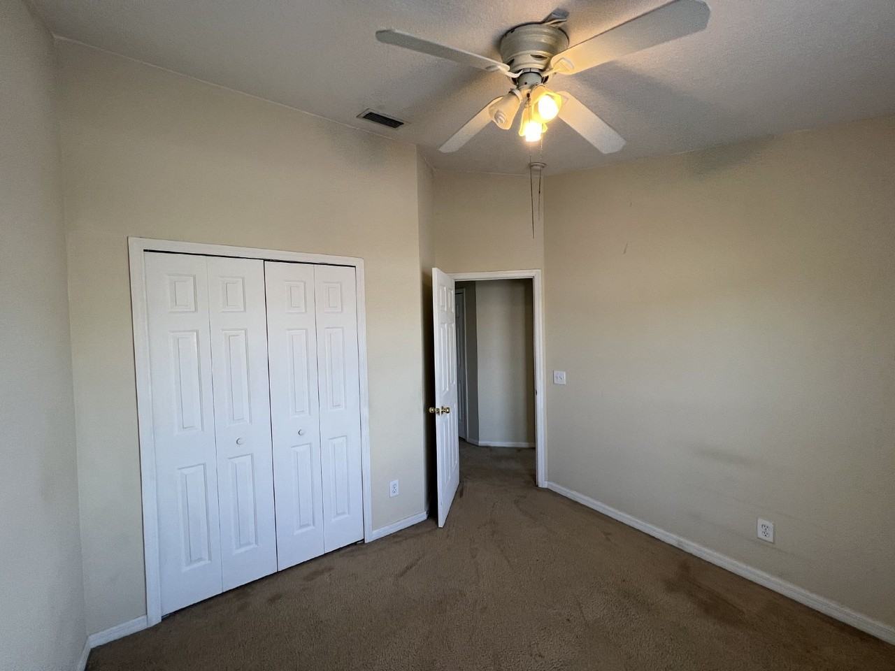 1245 Beckenham Way - Photo 6 of 13