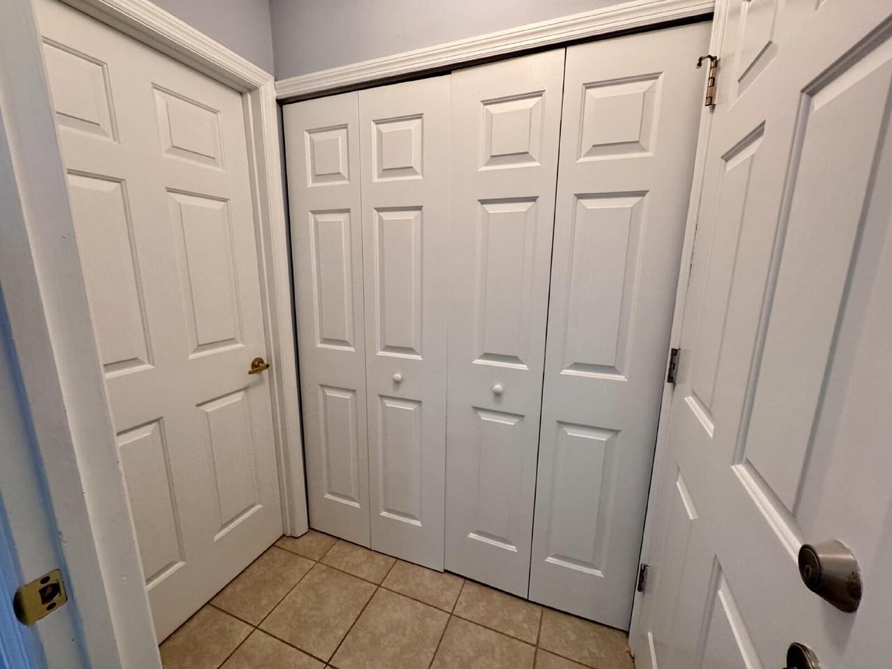 1314 Washington Palm Loop #B - Photo 6 of 8