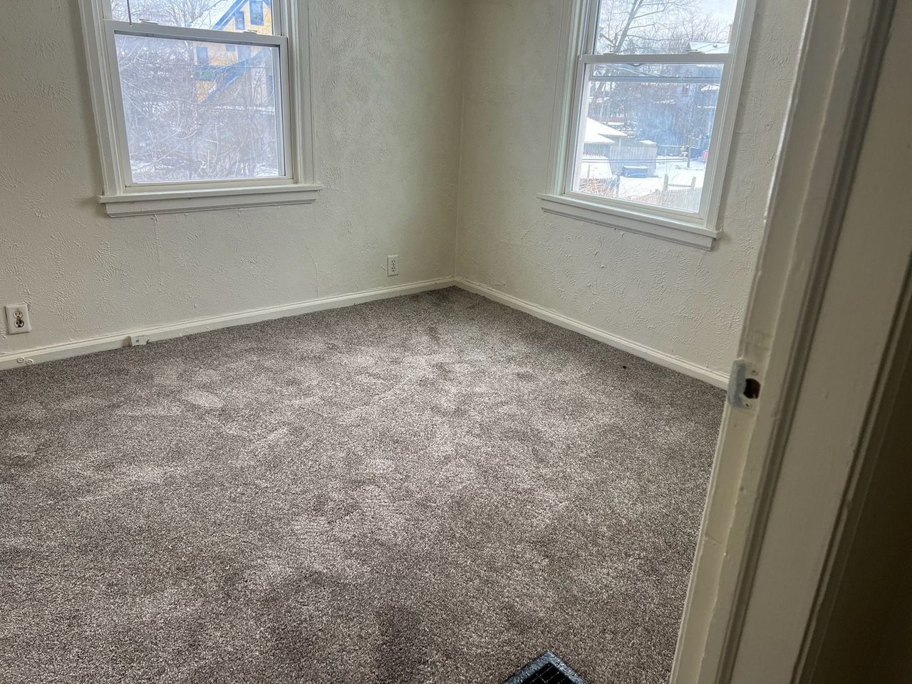 127 Laporte Ave - Photo 3 of 9