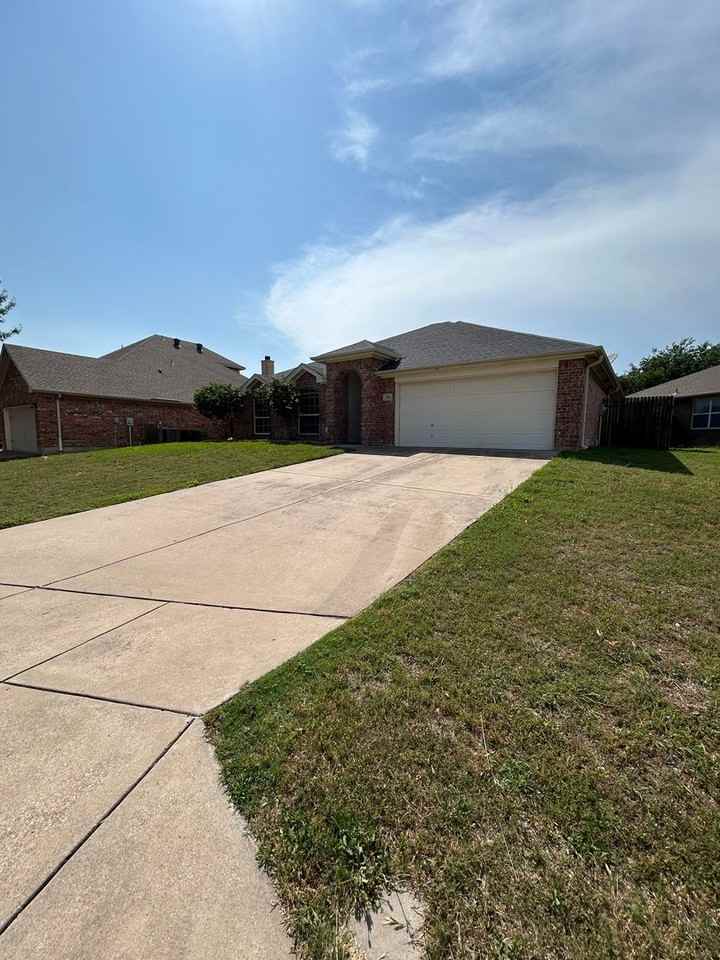 163 Overland Trl - Photo 3 of 50