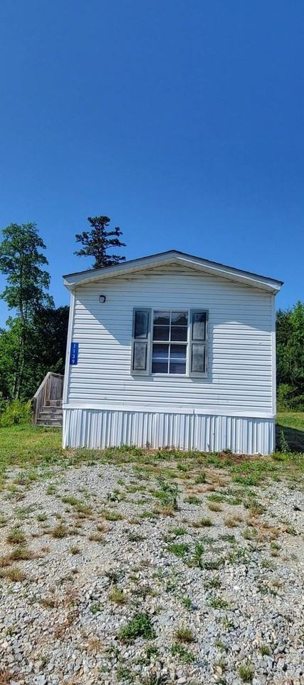 1139 Bonfire Dr - Photo 2 of 19