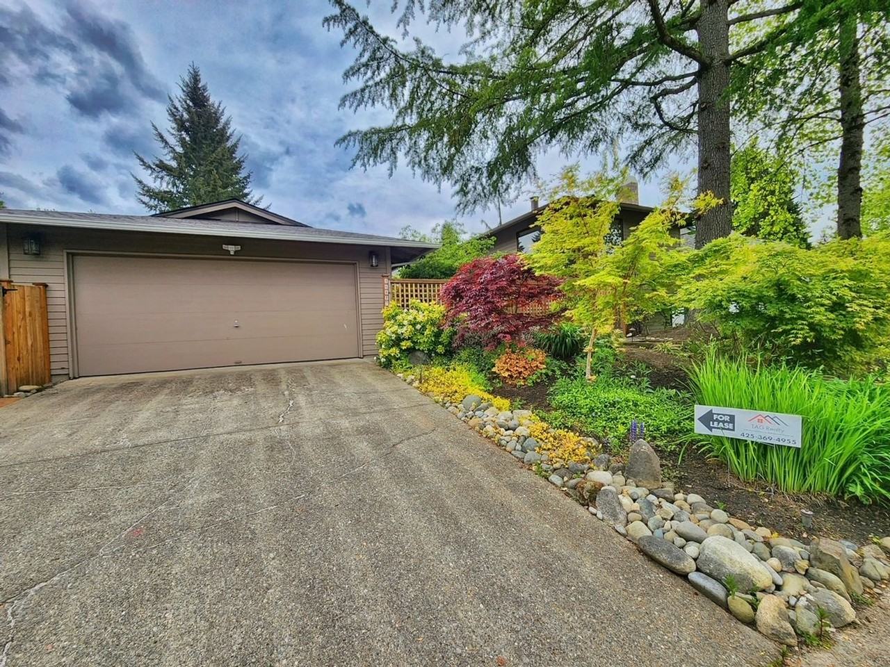 16827 Ne 32nd St - Photo 2 of 23