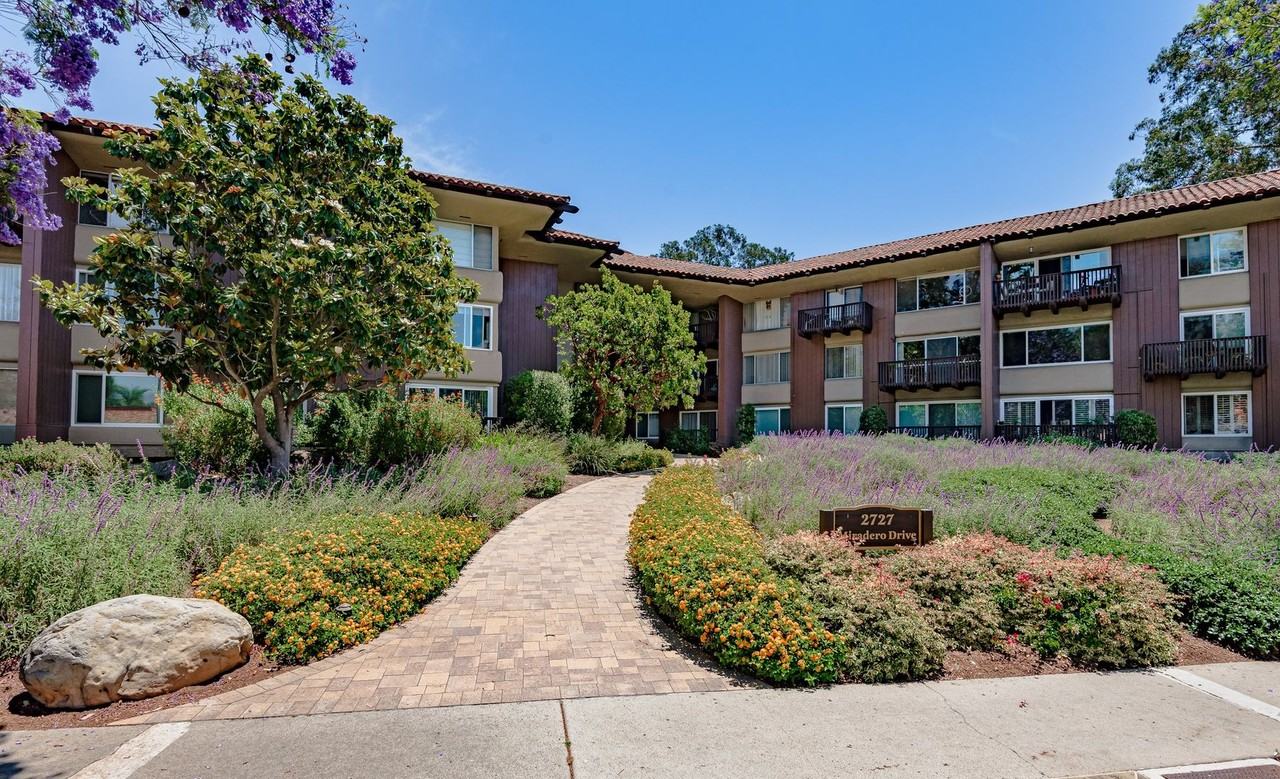 2727 Miradero Dr #205
