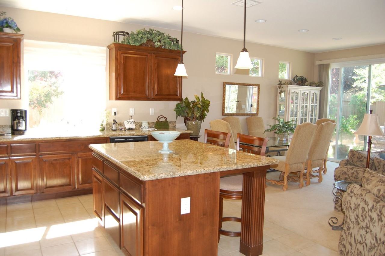 12236 Conservancy Way - Photo 3 of 14