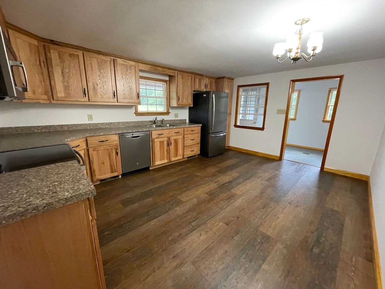 11570 Punch Bowl Rd - Photo 3 of 28