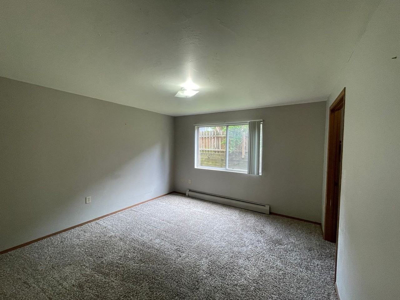 2717 Humboldt Rd - Photo 7 of 24