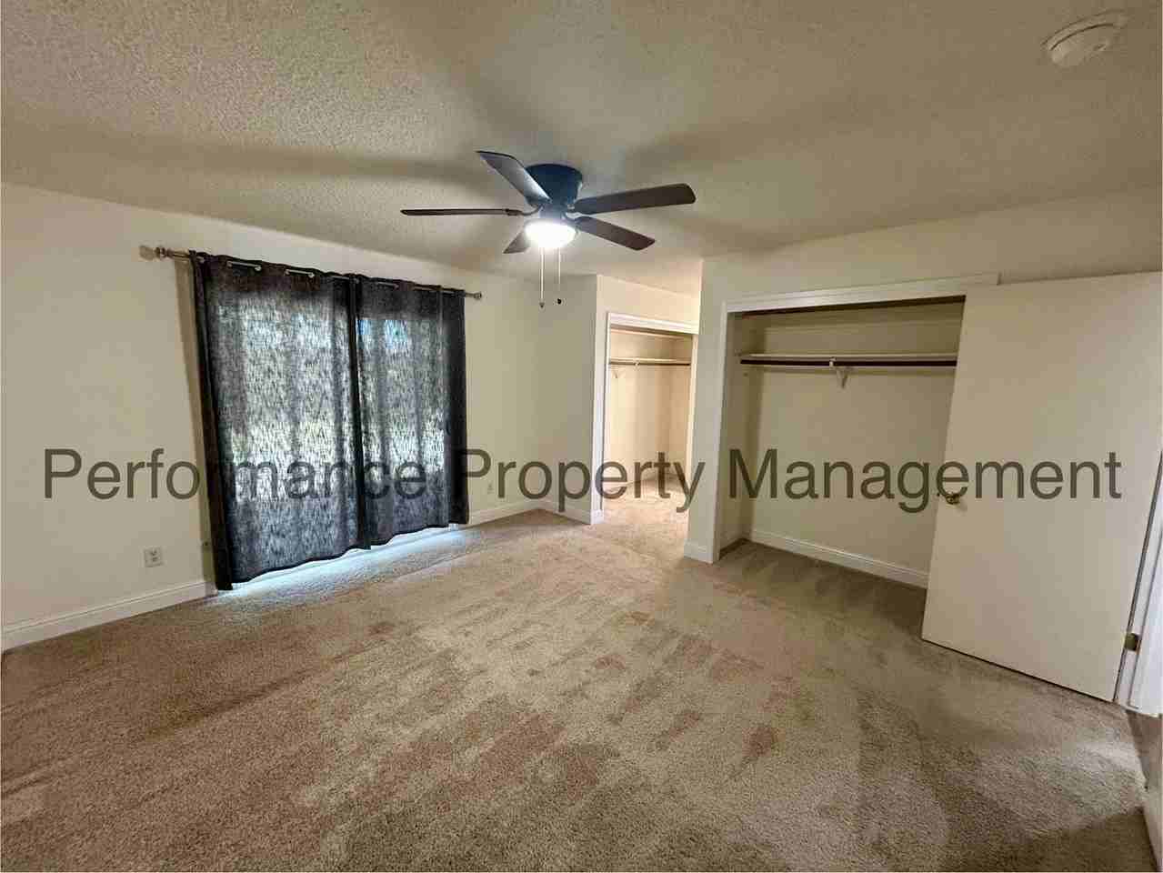 2705 Carlisle Ct - Photo 6 of 17