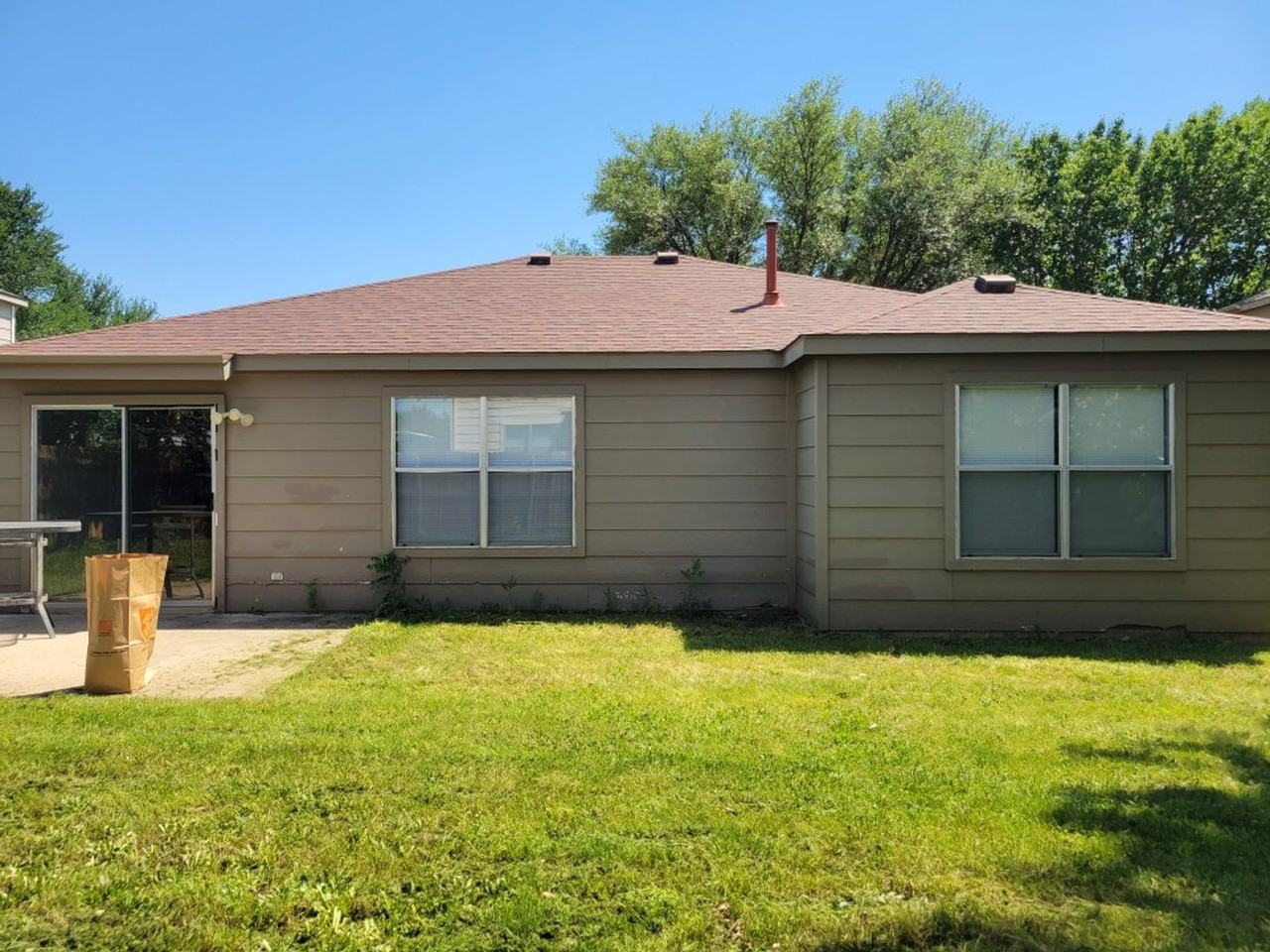 1004 Wintercreek Dr - Photo 4 of 22