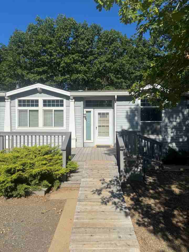 7250 Tahoe Ln - Photo 2 of 17