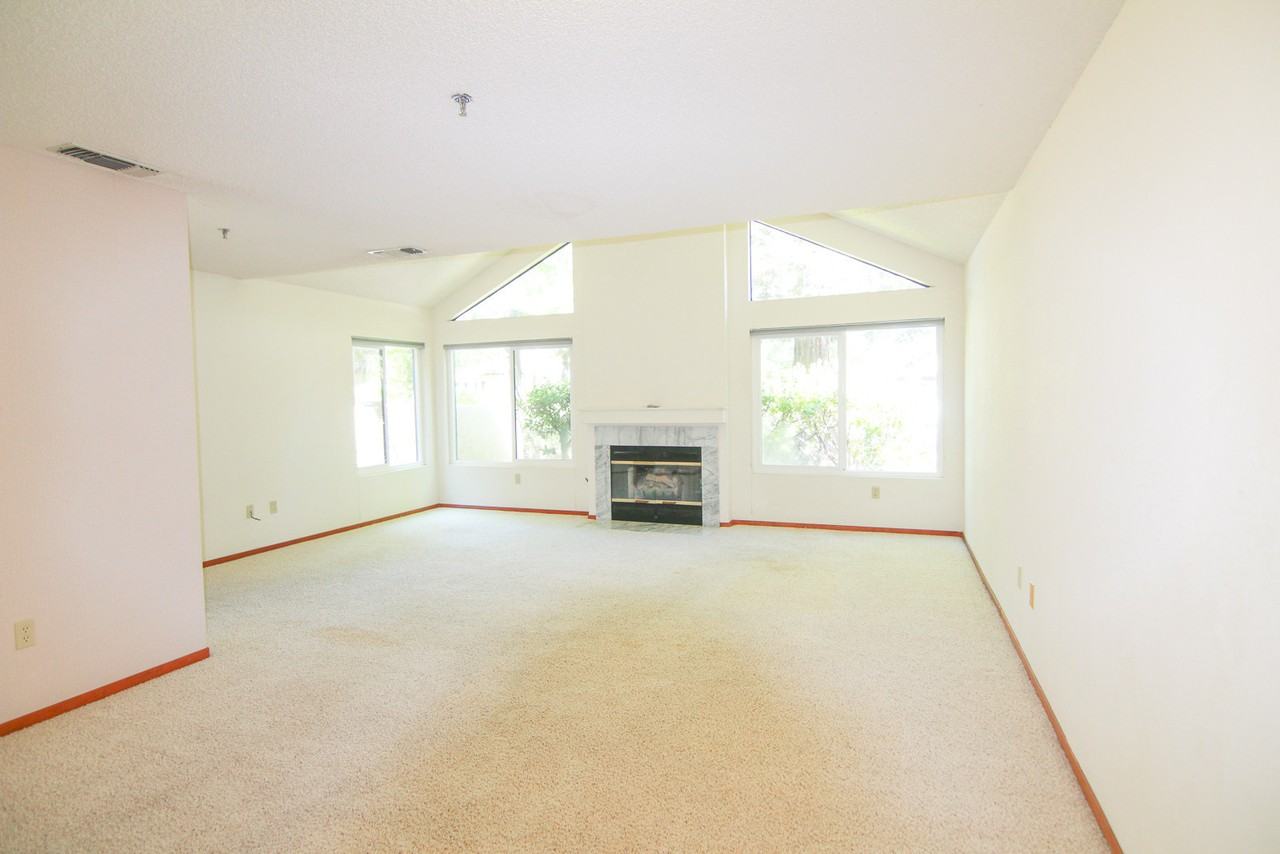 20 Sierra Lakeside Ln - Photo 2 of 15