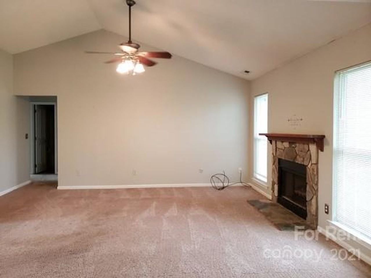 117 Planters Row Rd - Photo 3 of 15