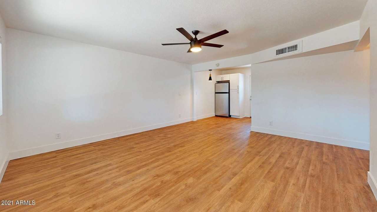 3942 E Earll Dr #1 - Photo 5 of 21