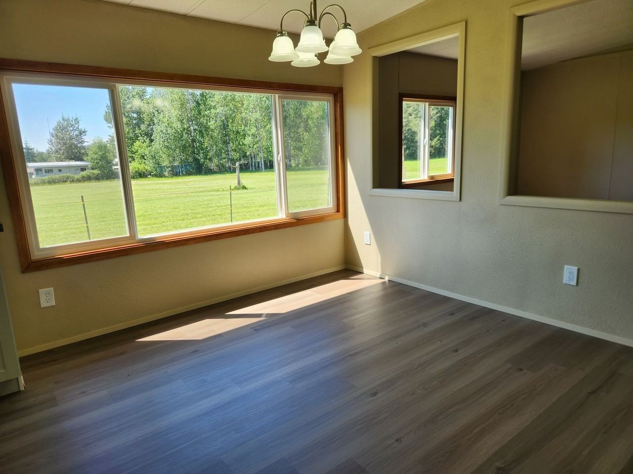 882 Kelly Rd - Photo 6 of 22