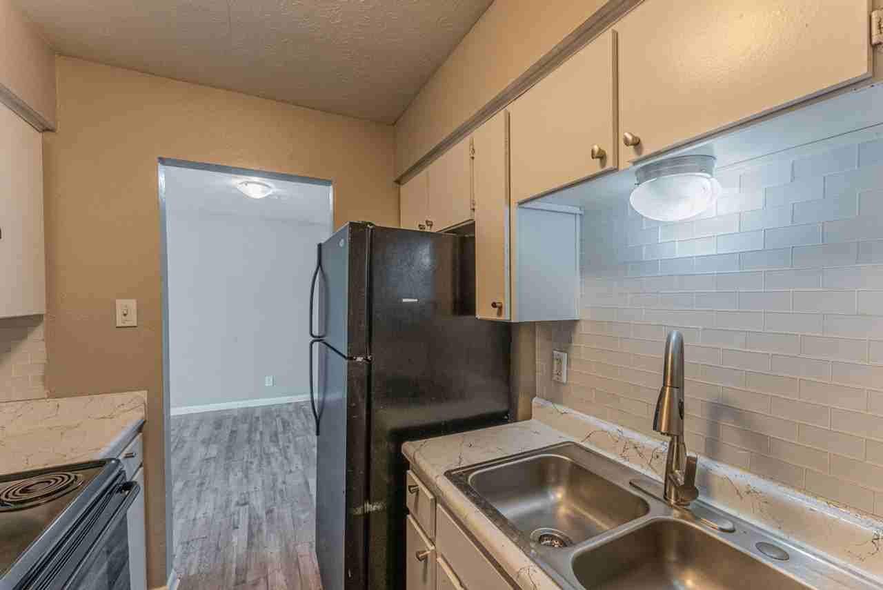 South Crest Apartments: All Bills Paid - Photo 7 of 50
