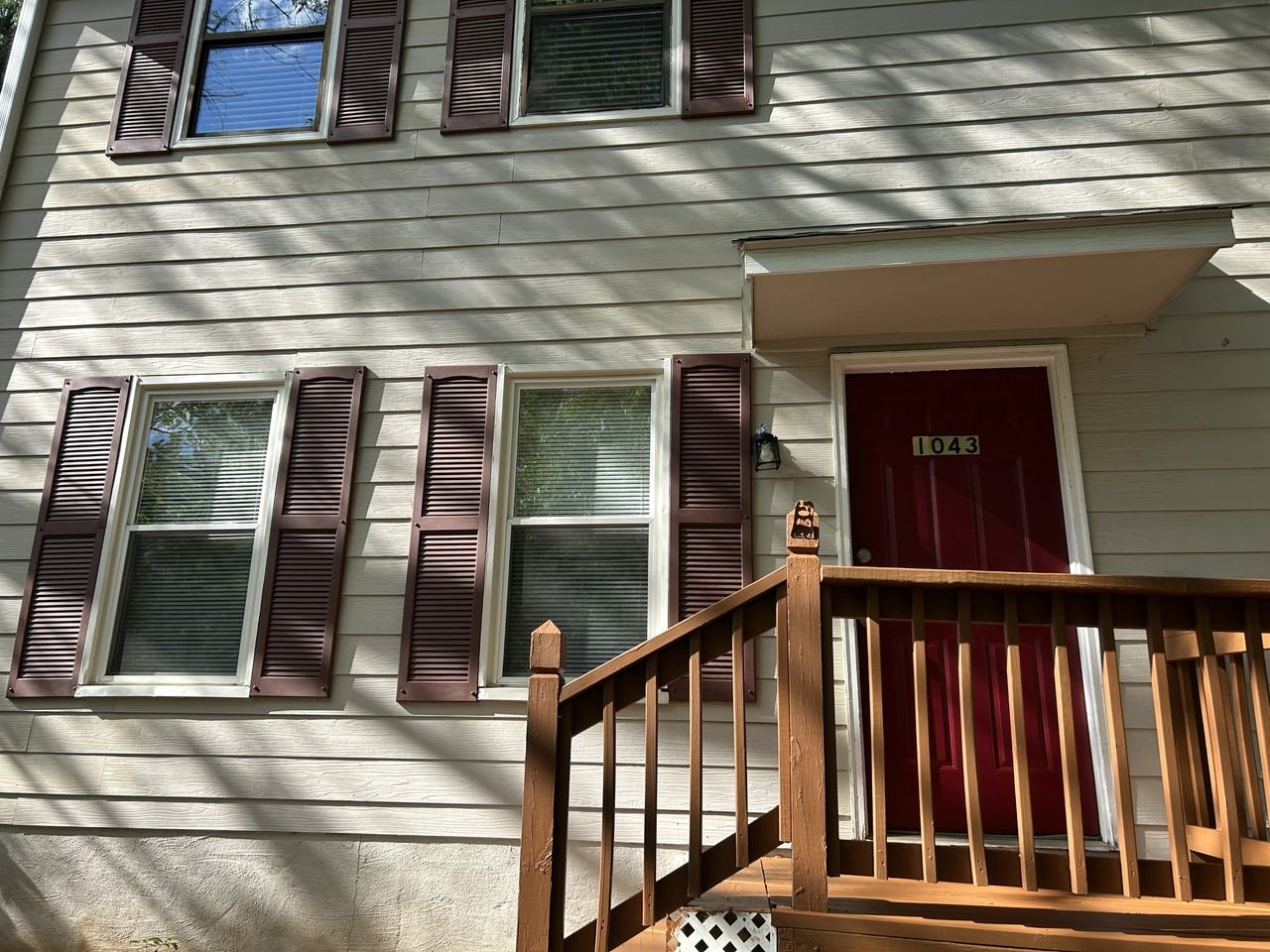 1043 Dassow Ct #1043 - Photo 3 of 21