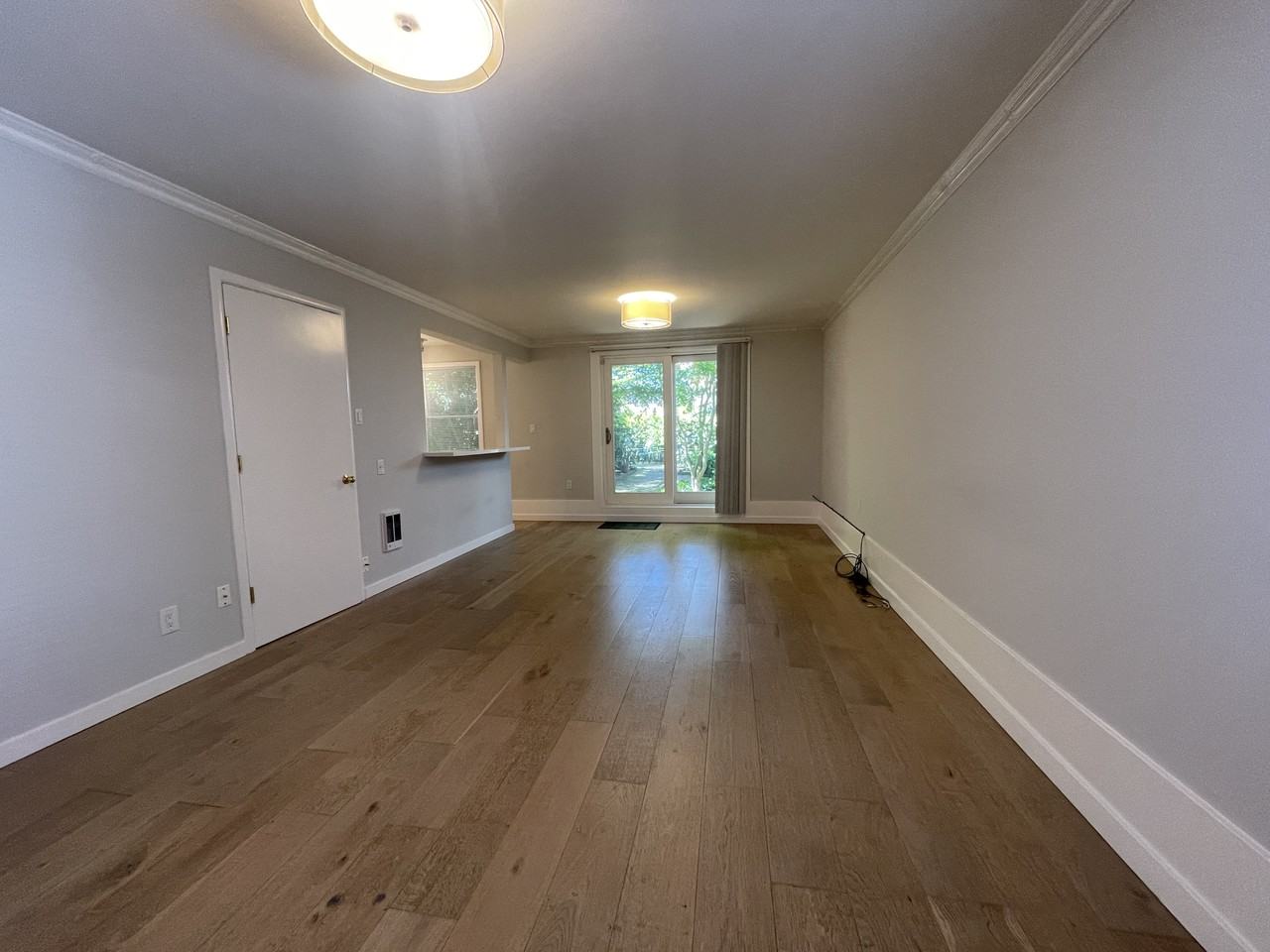 1758 Jackson St - Photo 2 of 14
