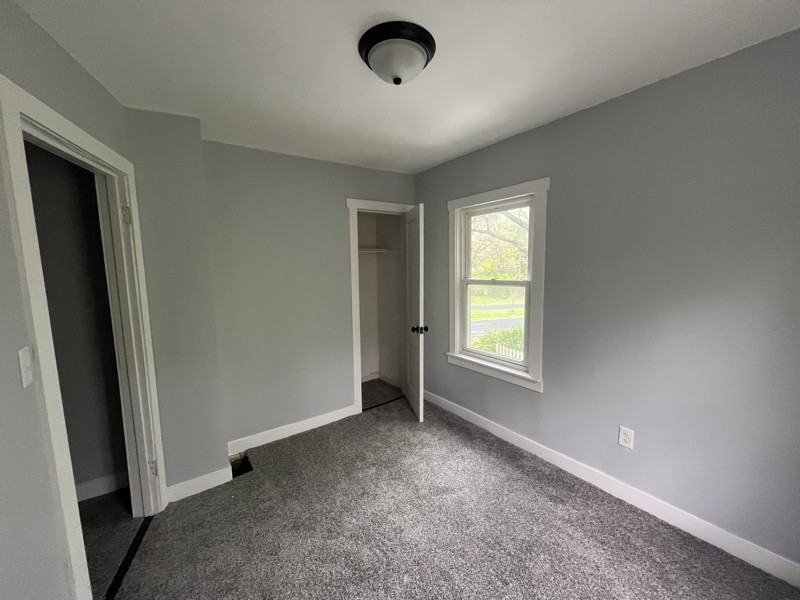 2117 Kirkwood Blvd - Photo 3 of 6