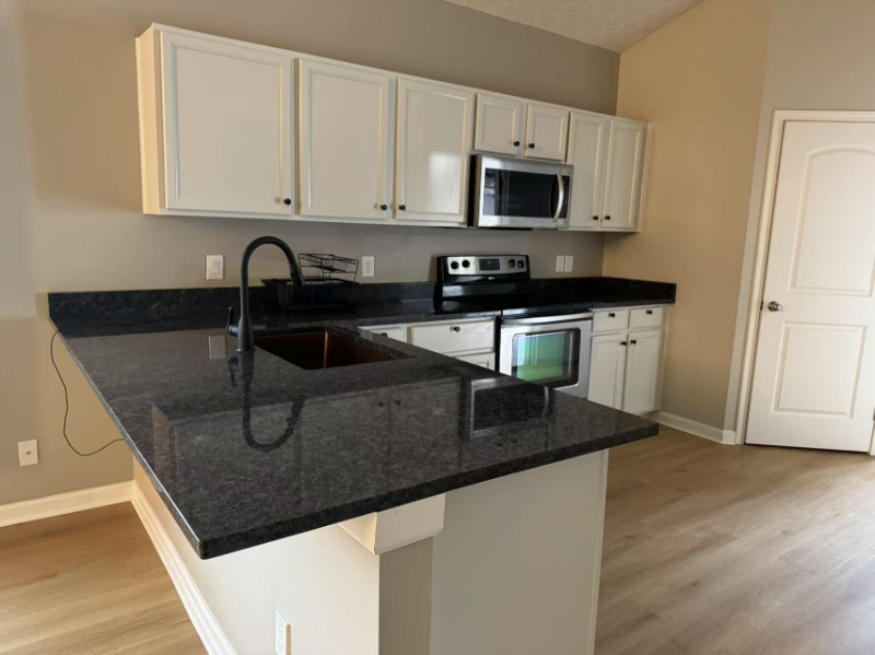 133 Holly Hock Ln - Photo 2 of 18