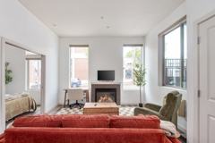 1607 Nw Davis St #4 - Photo 1 of 1