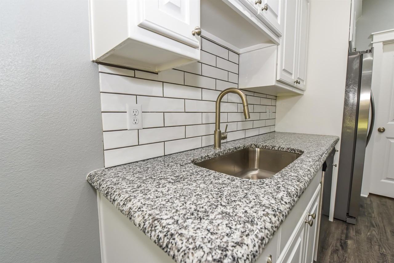 20335 FM 2493 Unit C - Photo 6 of 48