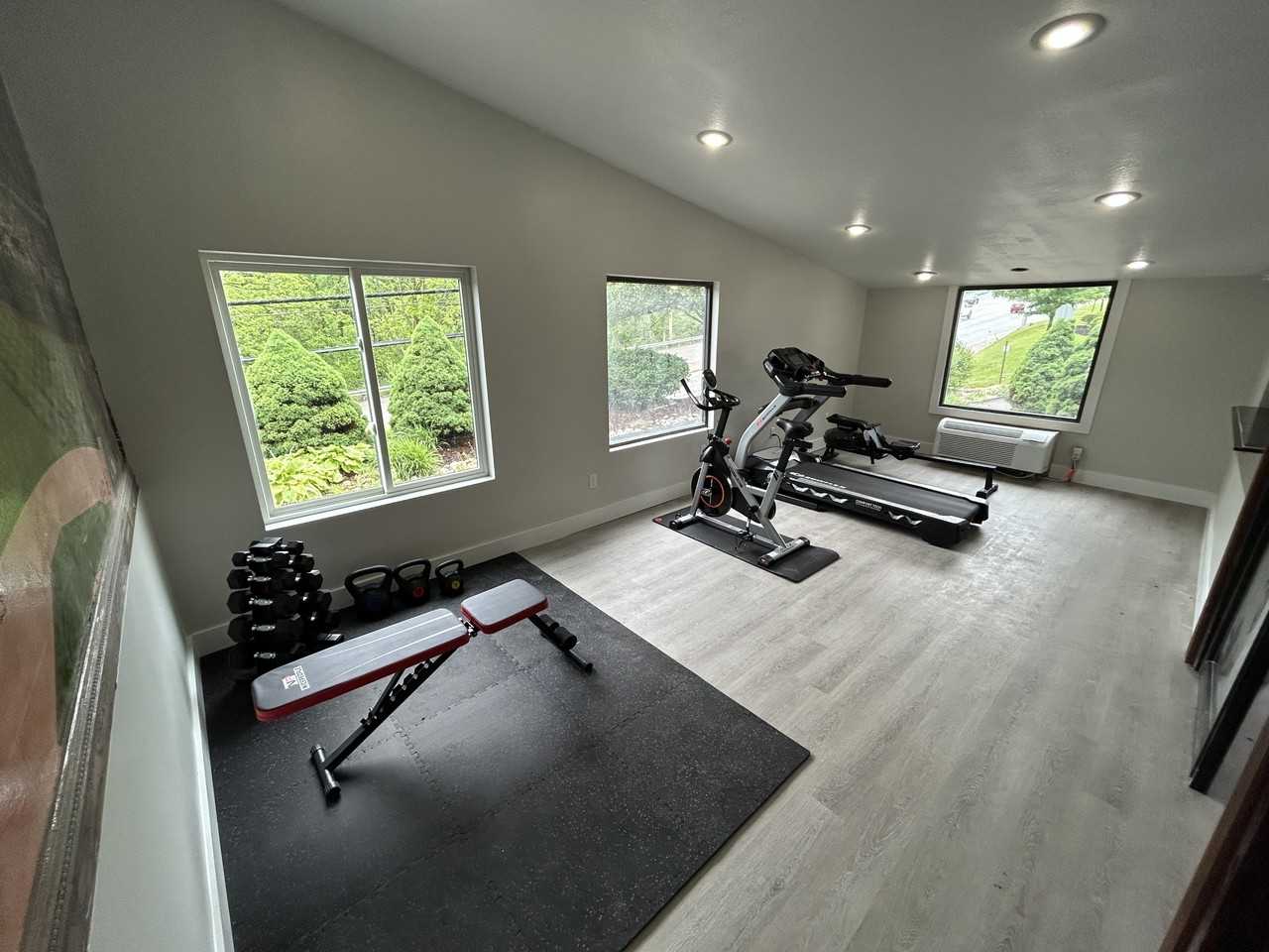 4900 Steubenville Pike - Photo 3 of 26