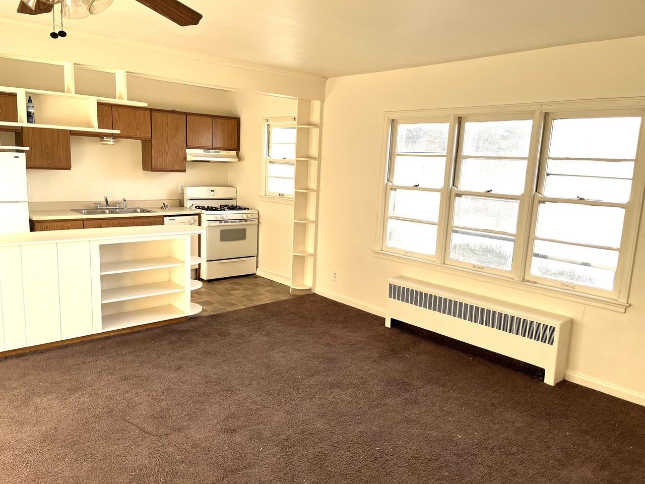 4906 Ingersoll Avenue - Photo 6 of 8