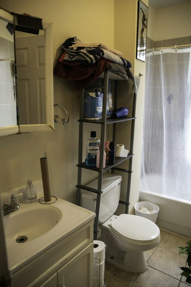 1101 West Barry Avenue, Unit E1 - Photo 2 of 19