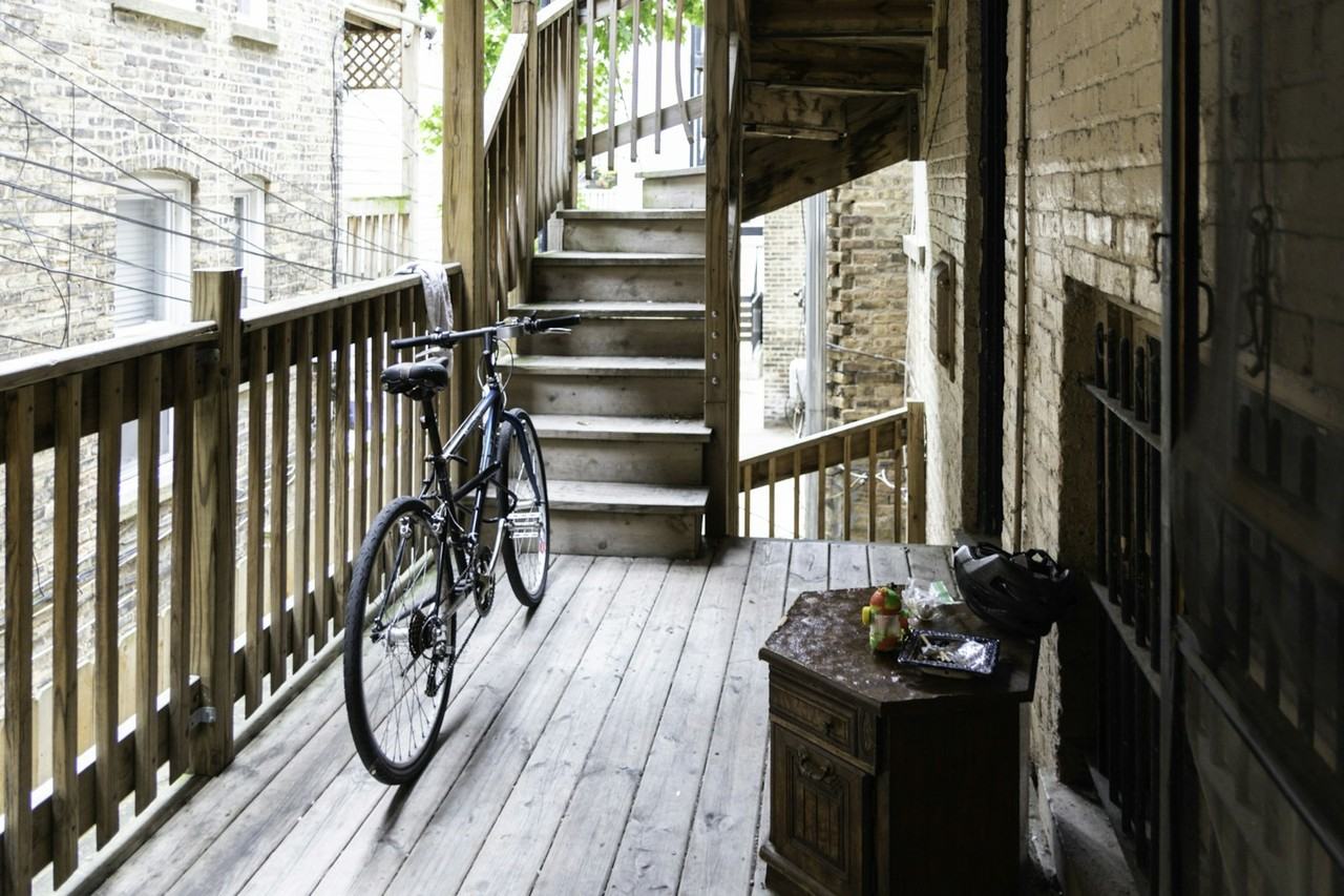 1101 West Barry Avenue, Unit E1 - Photo 4 of 19