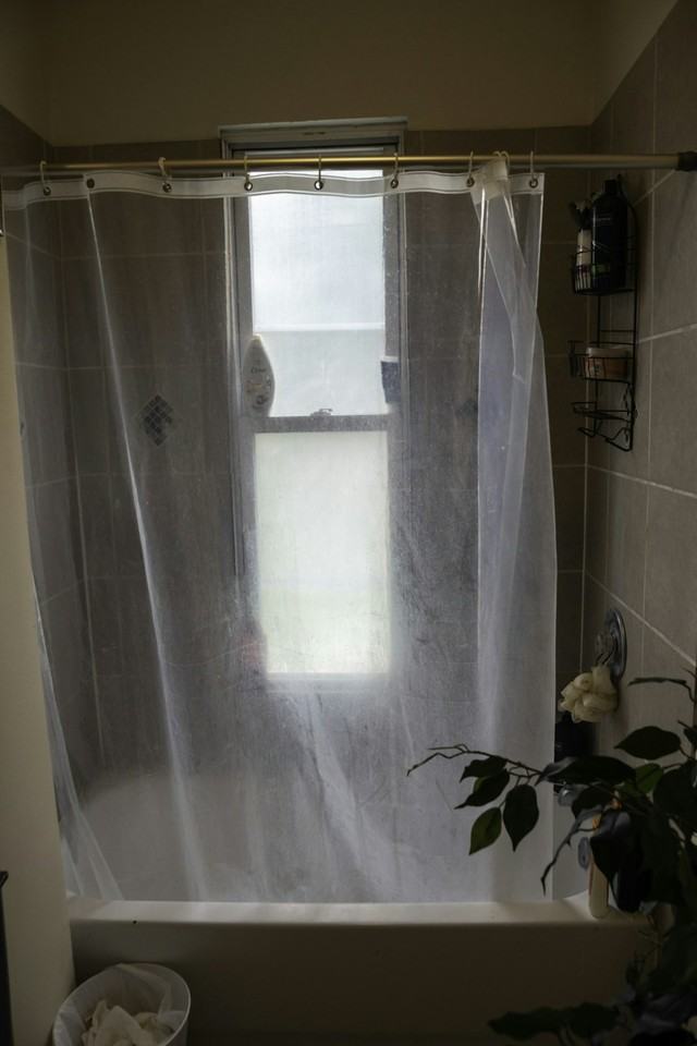 1101 West Barry Avenue, Unit E1 - Photo 7 of 19