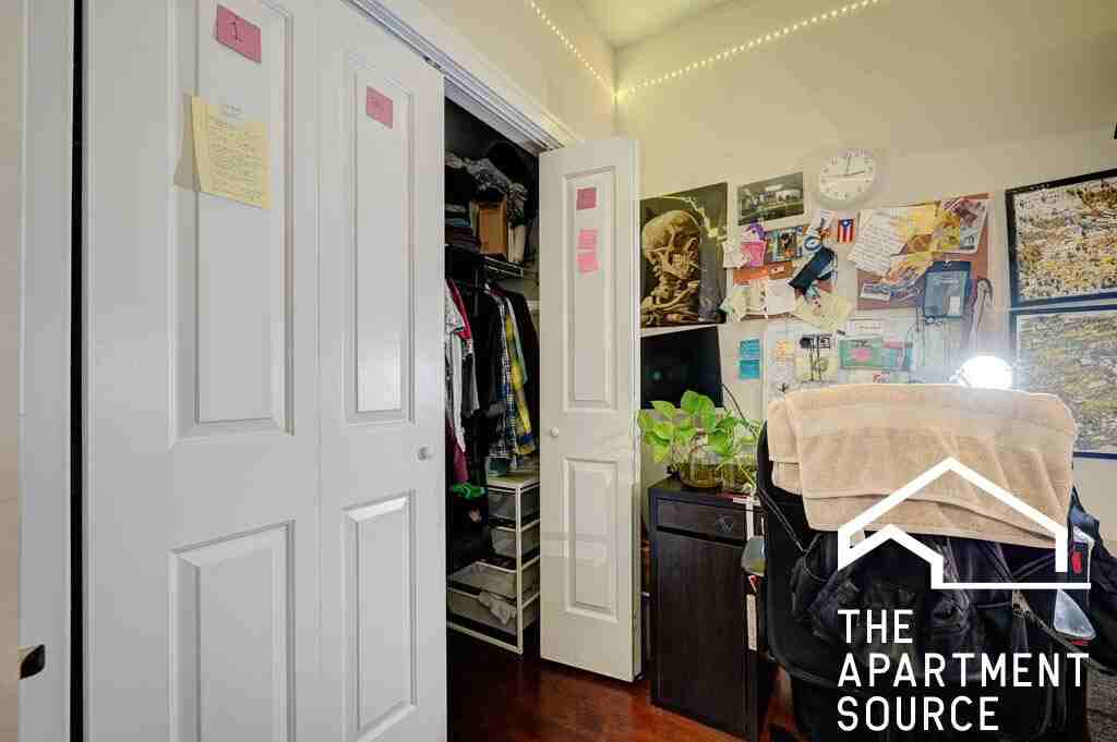 2619 North Southport Avenue, Unit C1 - Photo 2 of 14