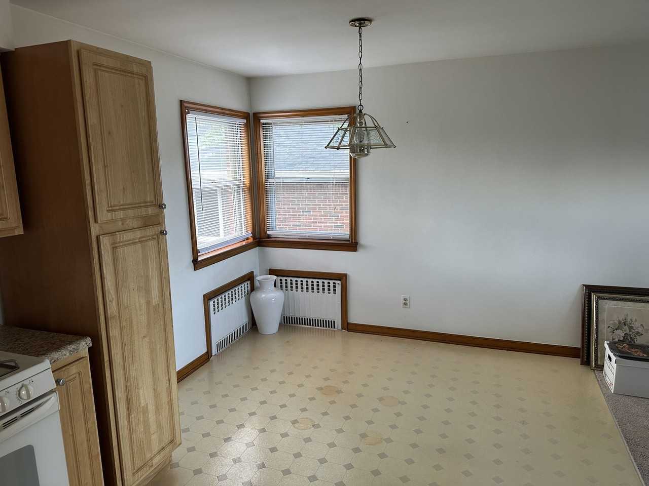 1217 Inwood Ter #2 - Photo 3 of 8