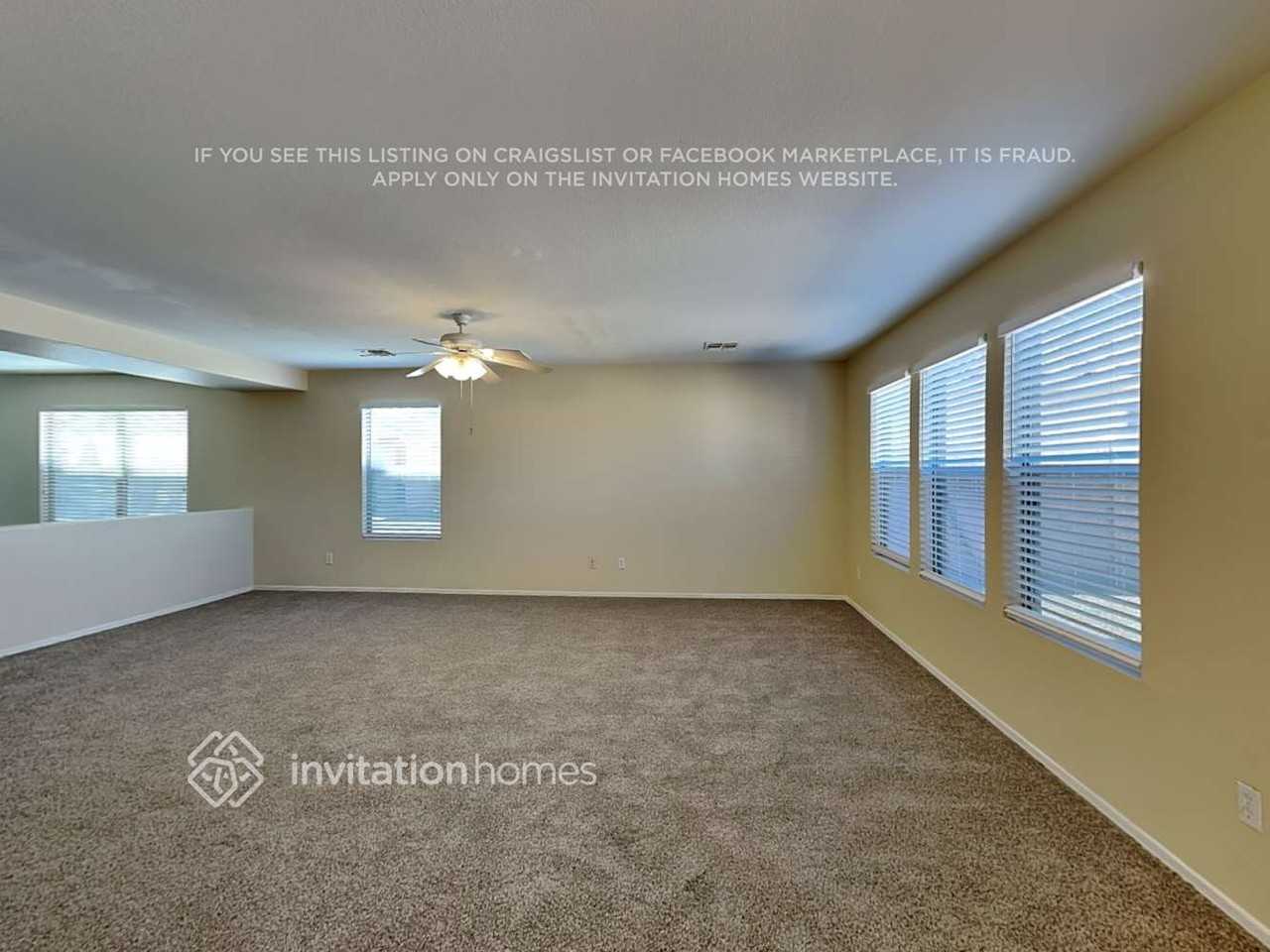 17049 W Marshall Ln - Photo 5 of 25