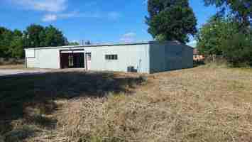 featured image of 610 New York St