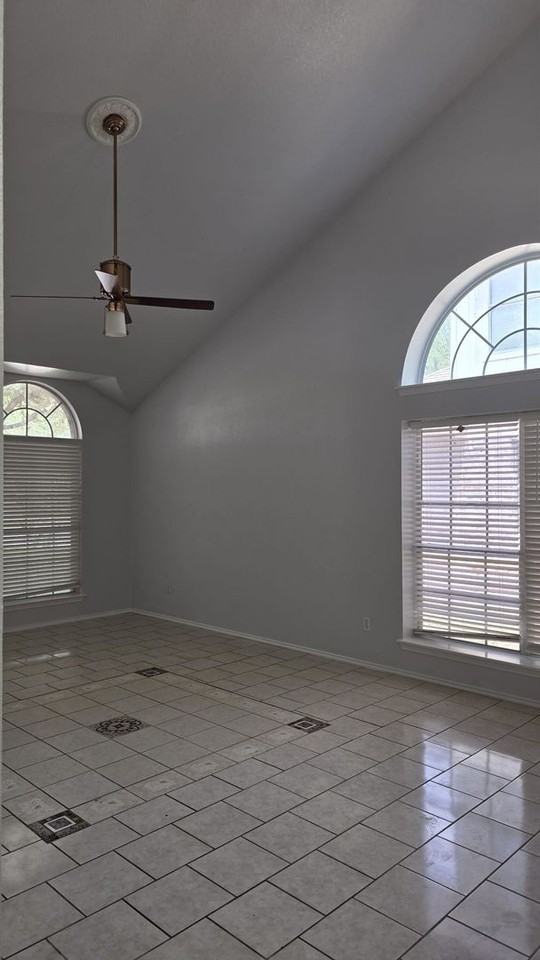 7704 Earp Way - Photo 2 of 20
