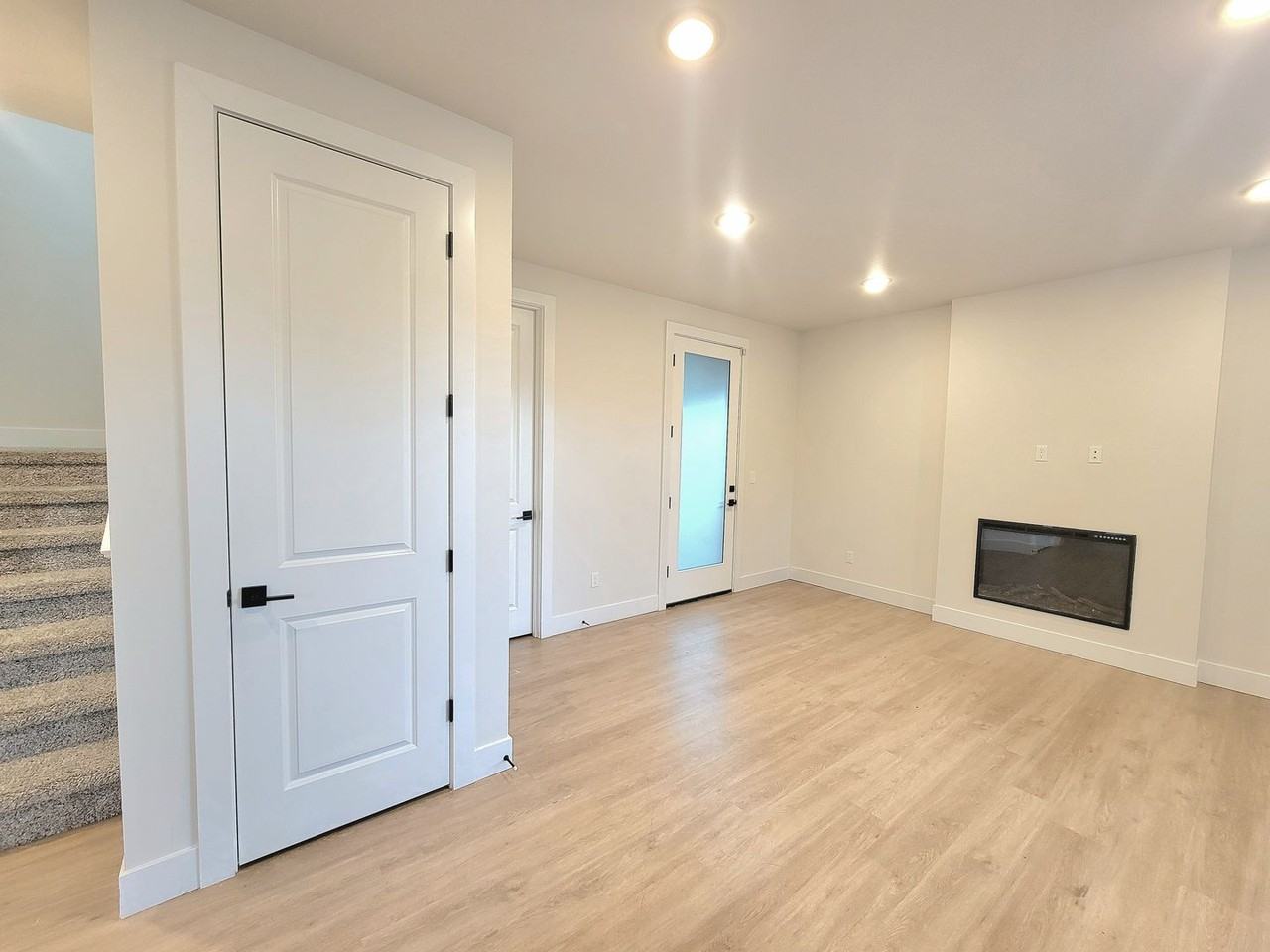 7240 Se Umatilla St - Photo 4 of 32